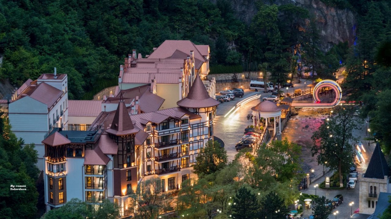 Crowne Plaza Borjomi